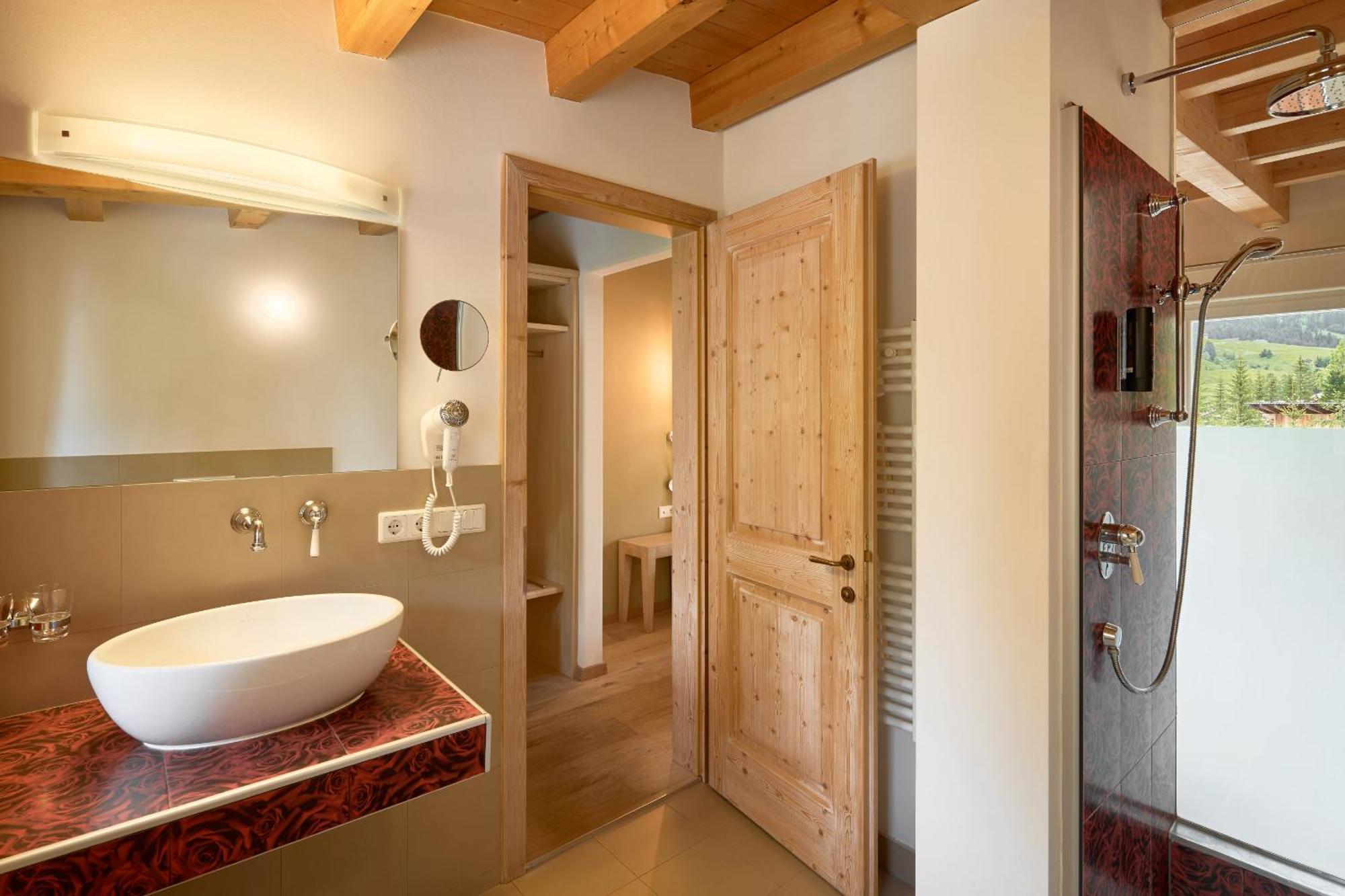 Dolomit Boutique Hotel 3*